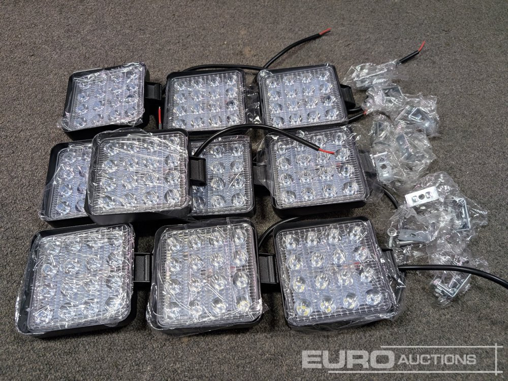 Unused LED Work Lights, 48w, 12V/24V, Adjustable Bracket, IP67 Waterproof, 6000k White (10 of) - Werkstattgerät: das Bild 5 Unused LED Work Lights, 48w, 12V/24V, Adjustable Bracket, IP67 Waterproof, 6000k White (10 of) - Werkstattgerät: das Bild 5
