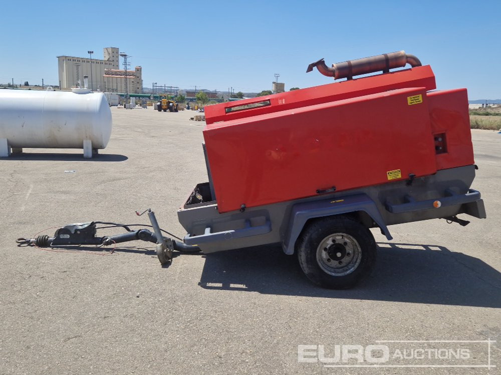 2011 Atlas Copco XAHS186DD - Luftkompressor: das Bild 2 2011 Atlas Copco XAHS186DD - Luftkompressor: das Bild 2