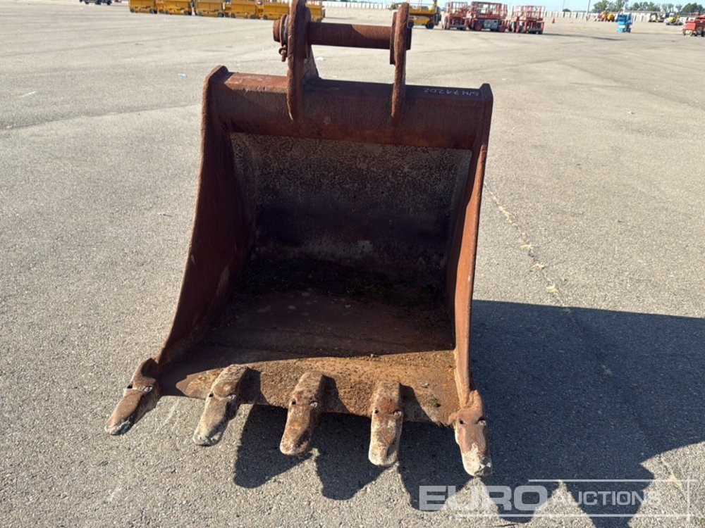 Eaco 44" Digging Bucket to suit Backhoe Loader - Schaufel: das Bild 5 Eaco 44" Digging Bucket to suit Backhoe Loader - Schaufel: das Bild 5
