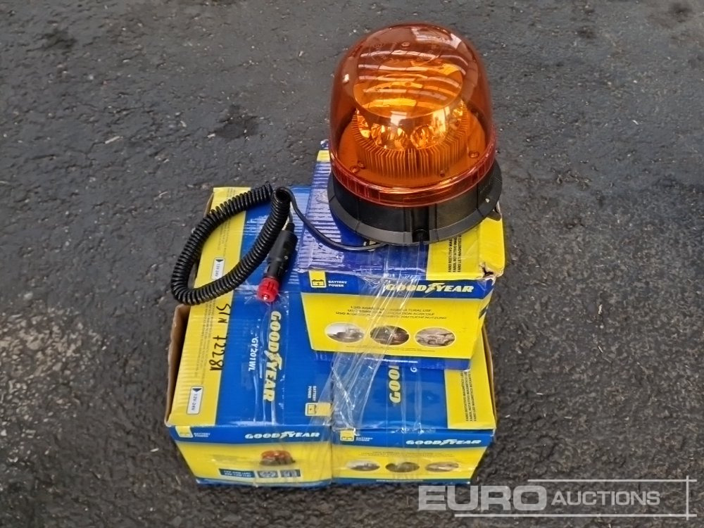Good Year Magnetic Rotating Led Beacon (5 of) / Faro Rotativo Magnetico Led - Baugeräte: das Bild 2 Good Year Magnetic Rotating Led Beacon (5 of) / Faro Rotativo Magnetico Led - Baugeräte: das Bild 2