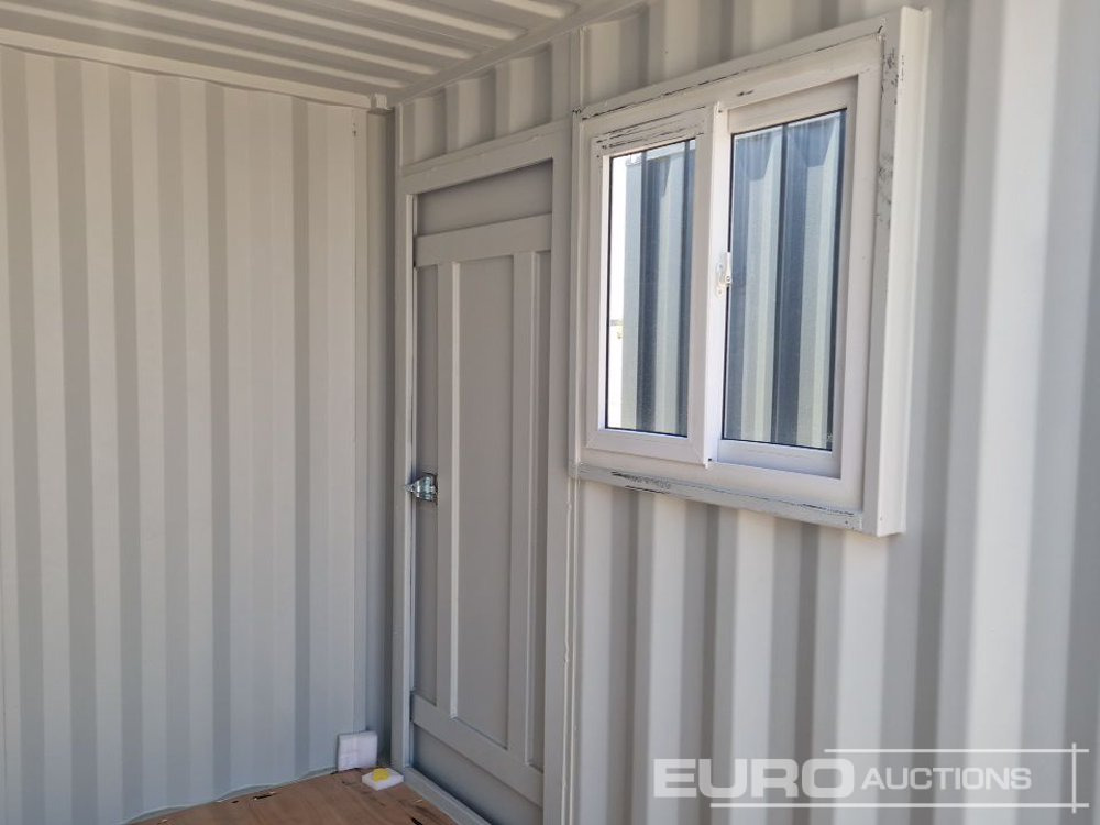 Seecontainer Unused 2025 10' Container, One Side Multi-Door, Side Door, Window: das Bild 6
