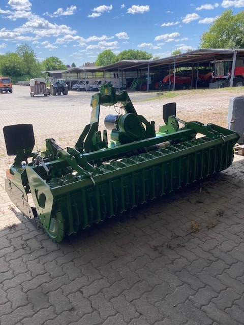 Amazone KE 3002-190 Anbaukreiselegge - Technik für Bodenbearbeitung: das Bild 3 Amazone KE 3002-190 Anbaukreiselegge - Technik für Bodenbearbeitung: das Bild 3