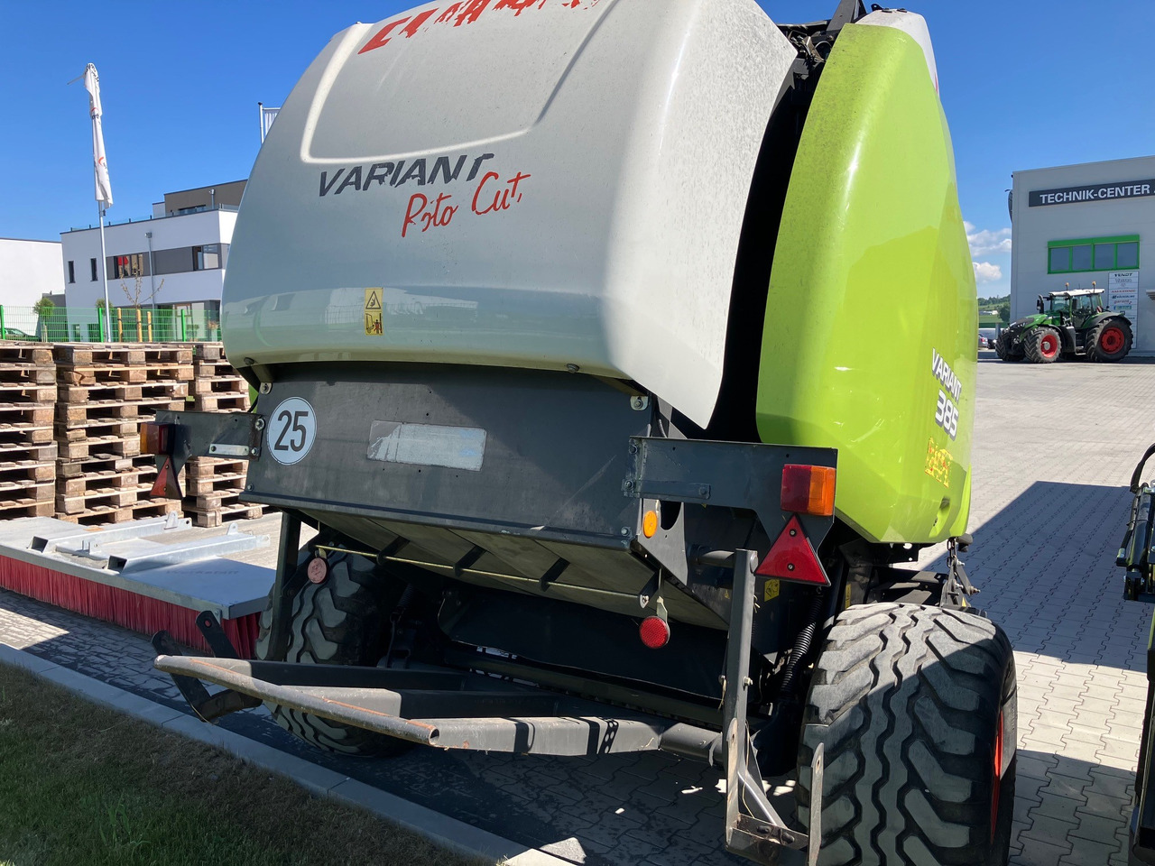Claas 385 RC - Grünlandtechnik: das Bild 2 Claas 385 RC - Grünlandtechnik: das Bild 2