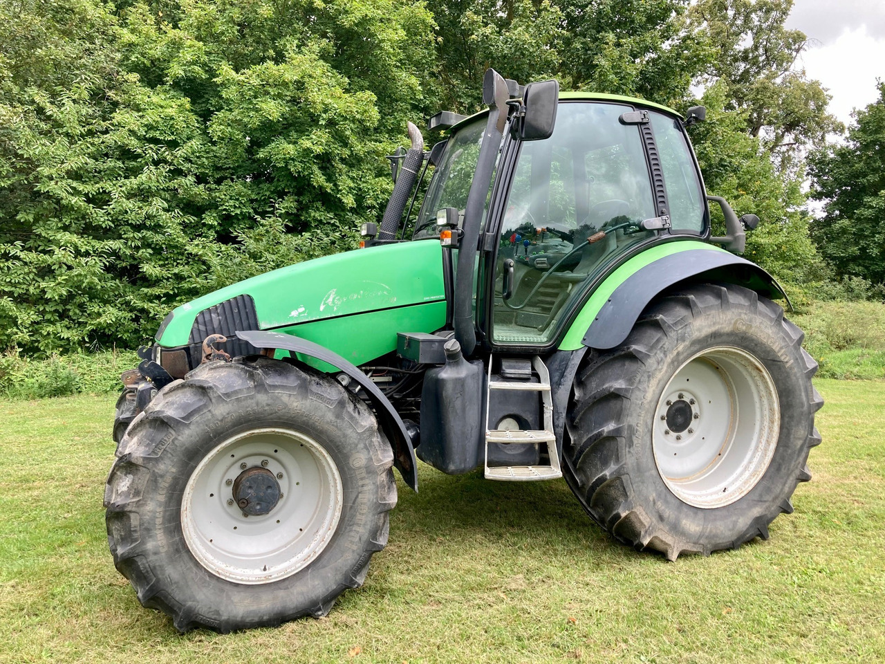 Deutz-Fahr Agrotron 120 MK I - Traktor: das Bild 1 Deutz-Fahr Agrotron 120 MK I - Traktor: das Bild 1