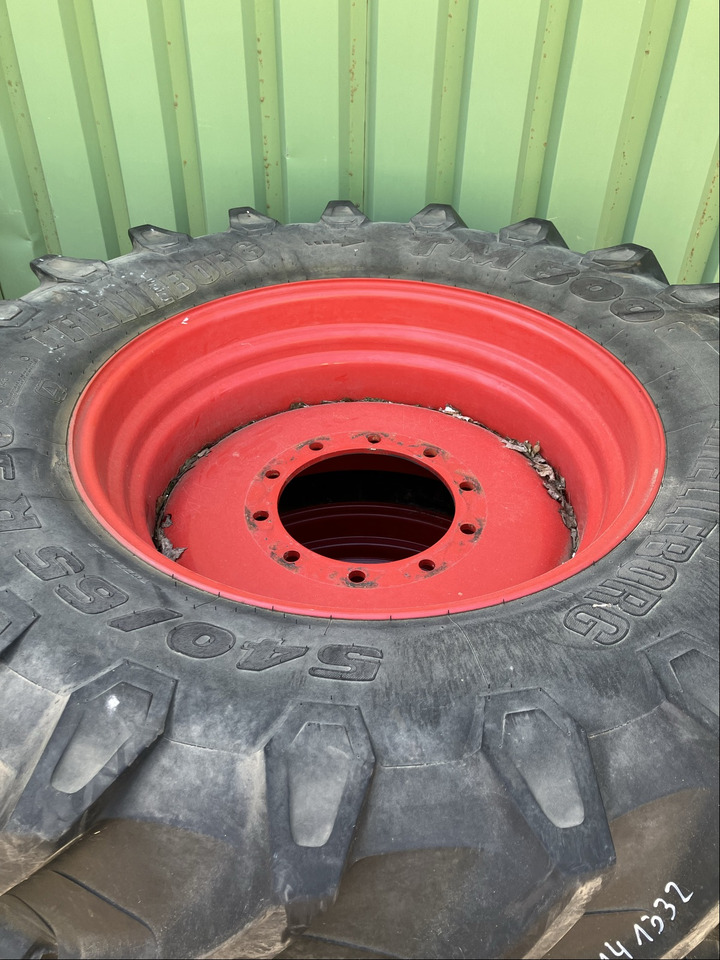Fendt 2x Komplettrad 540/65R30 TB - Felgen und Reifen: das Bild 3 Fendt 2x Komplettrad 540/65R30 TB - Felgen und Reifen: das Bild 3