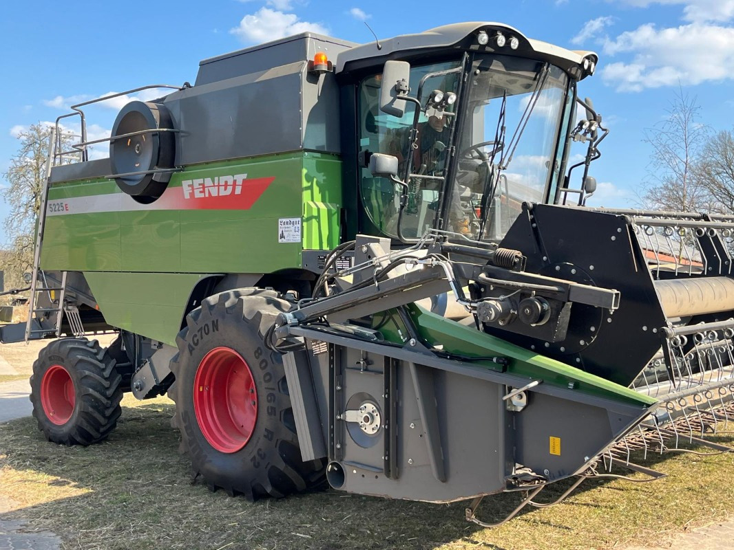 Fendt 5225 E 5,50m PowerFlow Schneidwerk - Mähdrescher: das Bild 4 Fendt 5225 E 5,50m PowerFlow Schneidwerk - Mähdrescher: das Bild 4