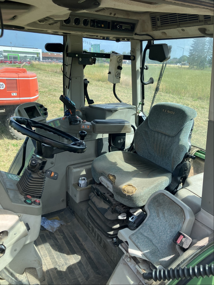 Fendt 718 Com3 Vario TMS - Traktor: das Bild 4 Fendt 718 Com3 Vario TMS - Traktor: das Bild 4