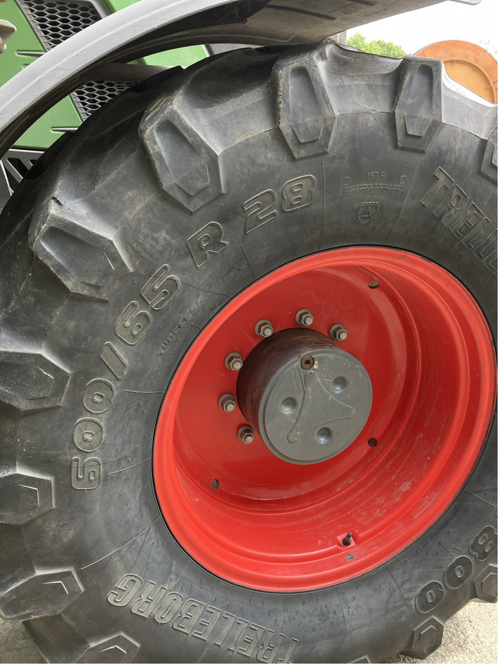 Fendt 718 Vario Profi Plus - Traktor: das Bild 3 Fendt 718 Vario Profi Plus - Traktor: das Bild 3