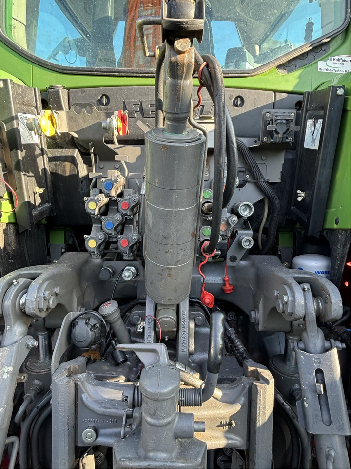 Fendt 724 S4 Profi Plus - Traktor: das Bild 5 Fendt 724 S4 Profi Plus - Traktor: das Bild 5
