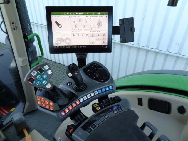 Traktor Fendt 724 Vario Gen6 Power: das Bild 6