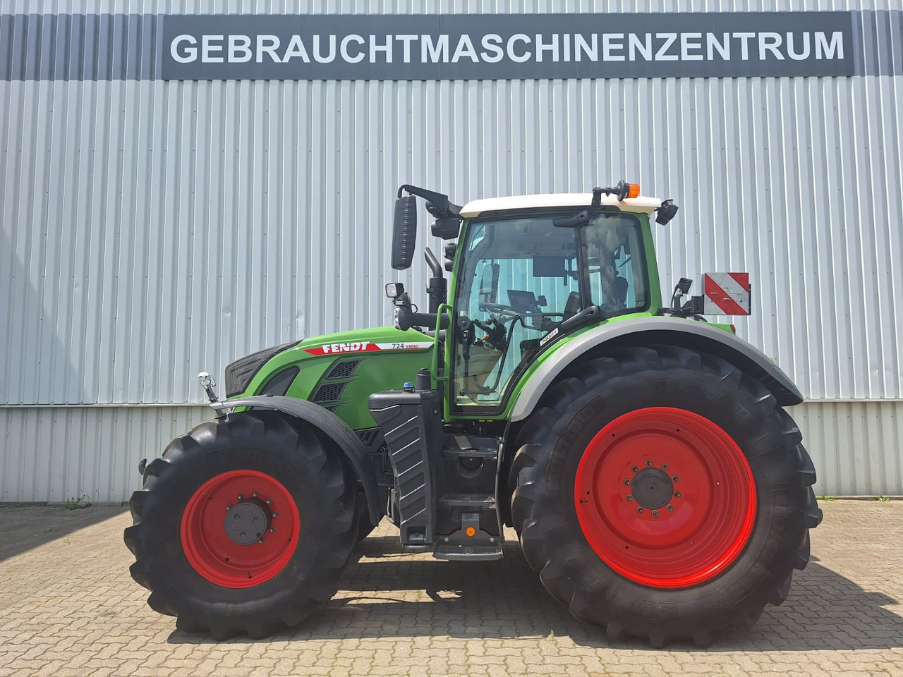 Fendt 724 Vario Gen6 Profi Setting2 - Traktor: das Bild 1 Fendt 724 Vario Gen6 Profi Setting2 - Traktor: das Bild 1