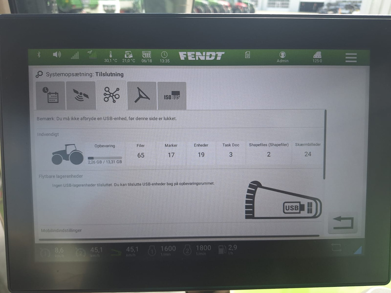 Fendt 724 Vario Gen6 Profi Setting2 - Traktor: das Bild 2 Fendt 724 Vario Gen6 Profi Setting2 - Traktor: das Bild 2