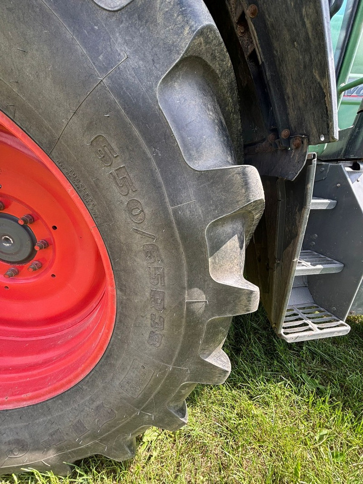 Fendt Favorit 712 Vario - Traktor: das Bild 4 Fendt Favorit 712 Vario - Traktor: das Bild 4