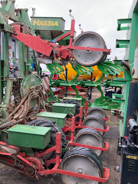 Hassia UNM 6 K Maisdrille - Sämaschine: das Bild 3 Hassia UNM 6 K Maisdrille - Sämaschine: das Bild 3