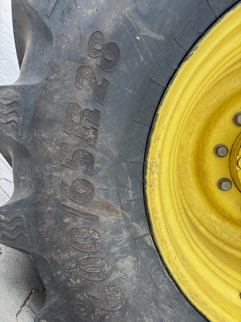 John Deere 6210 R - Traktor: das Bild 4 John Deere 6210 R - Traktor: das Bild 4