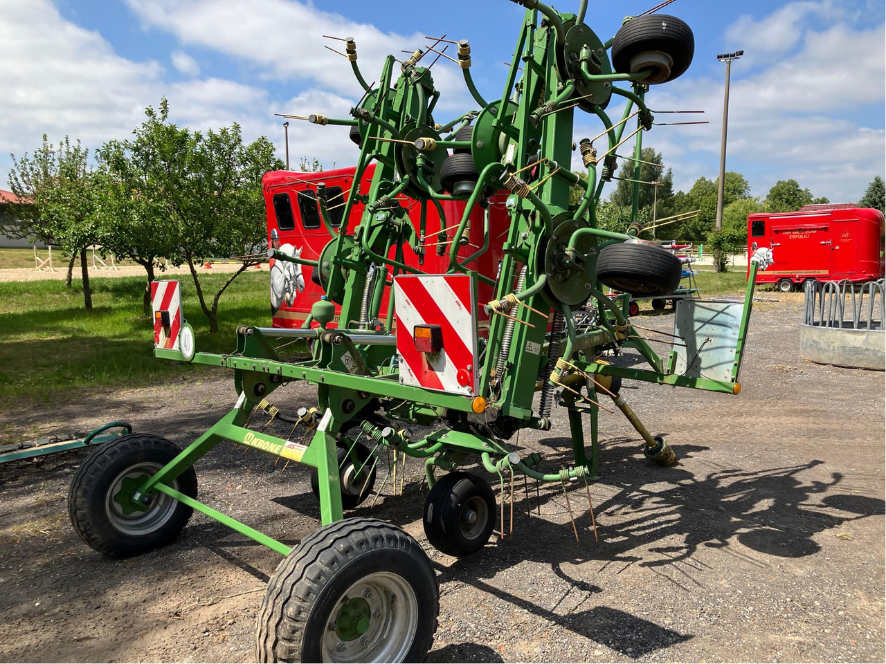 Krone KWT 8.82/8 - Heuwender/ Wenderechen: das Bild 2 Krone KWT 8.82/8 - Heuwender/ Wenderechen: das Bild 2