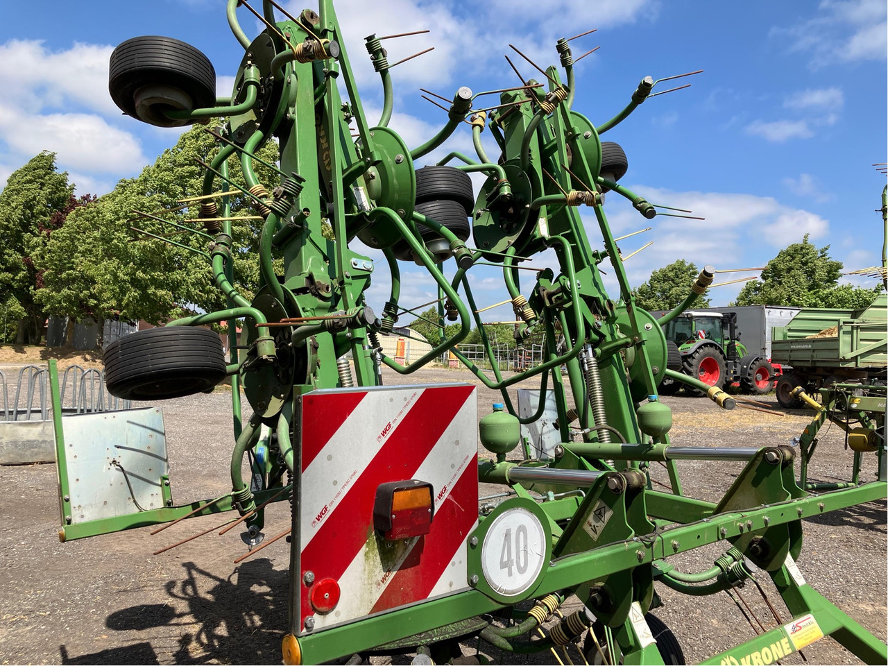 Krone KWT 8.82/8 - Heuwender/ Wenderechen: das Bild 4 Krone KWT 8.82/8 - Heuwender/ Wenderechen: das Bild 4