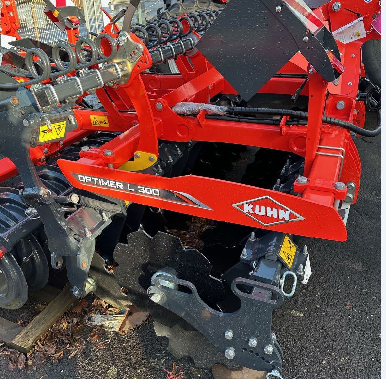 Kuhn OPTIMER L300 - Egge: das Bild 2 Kuhn OPTIMER L300 - Egge: das Bild 2