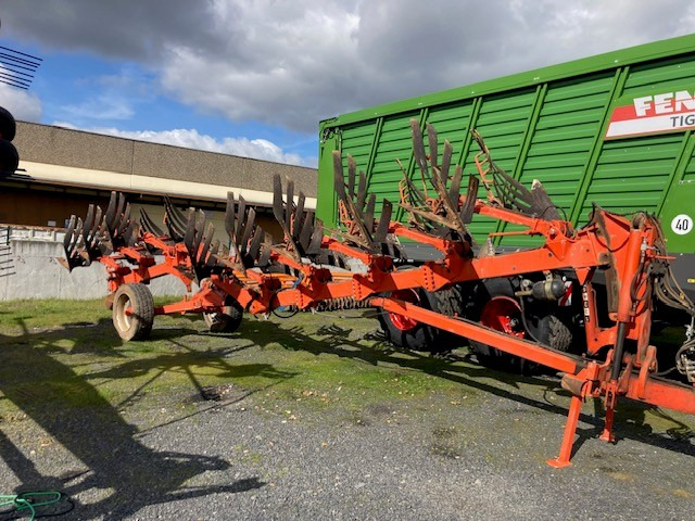 Kuhn Vari-Master - Pflug: das Bild 1 Kuhn Vari-Master - Pflug: das Bild 1