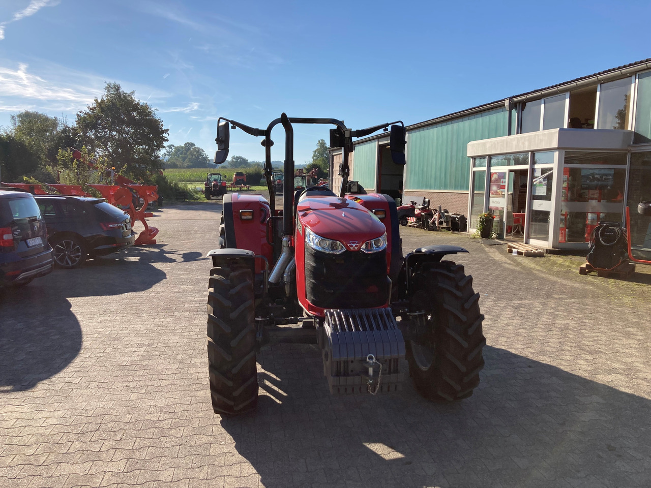 NEU: Traktor Massey Ferguson 4708 M Plattform Essential: das Bild 7