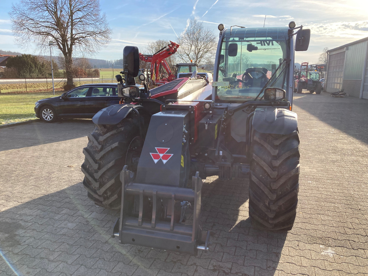 NEU: Teleskoplader Massey Ferguson TH.7038 Standard Stage 5 Exclu: das Bild 8