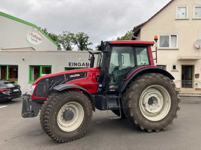 Valtra T 173 SH High Tec - Traktor: das Bild 1 Valtra T 173 SH High Tec - Traktor: das Bild 1