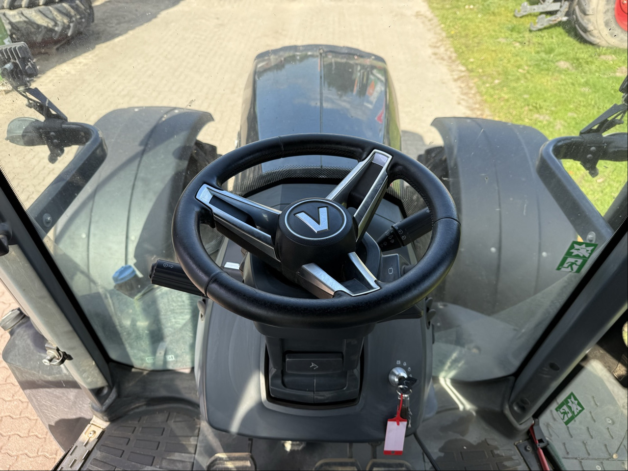 Valtra T 235 Direct - Traktor: das Bild 2 Valtra T 235 Direct - Traktor: das Bild 2