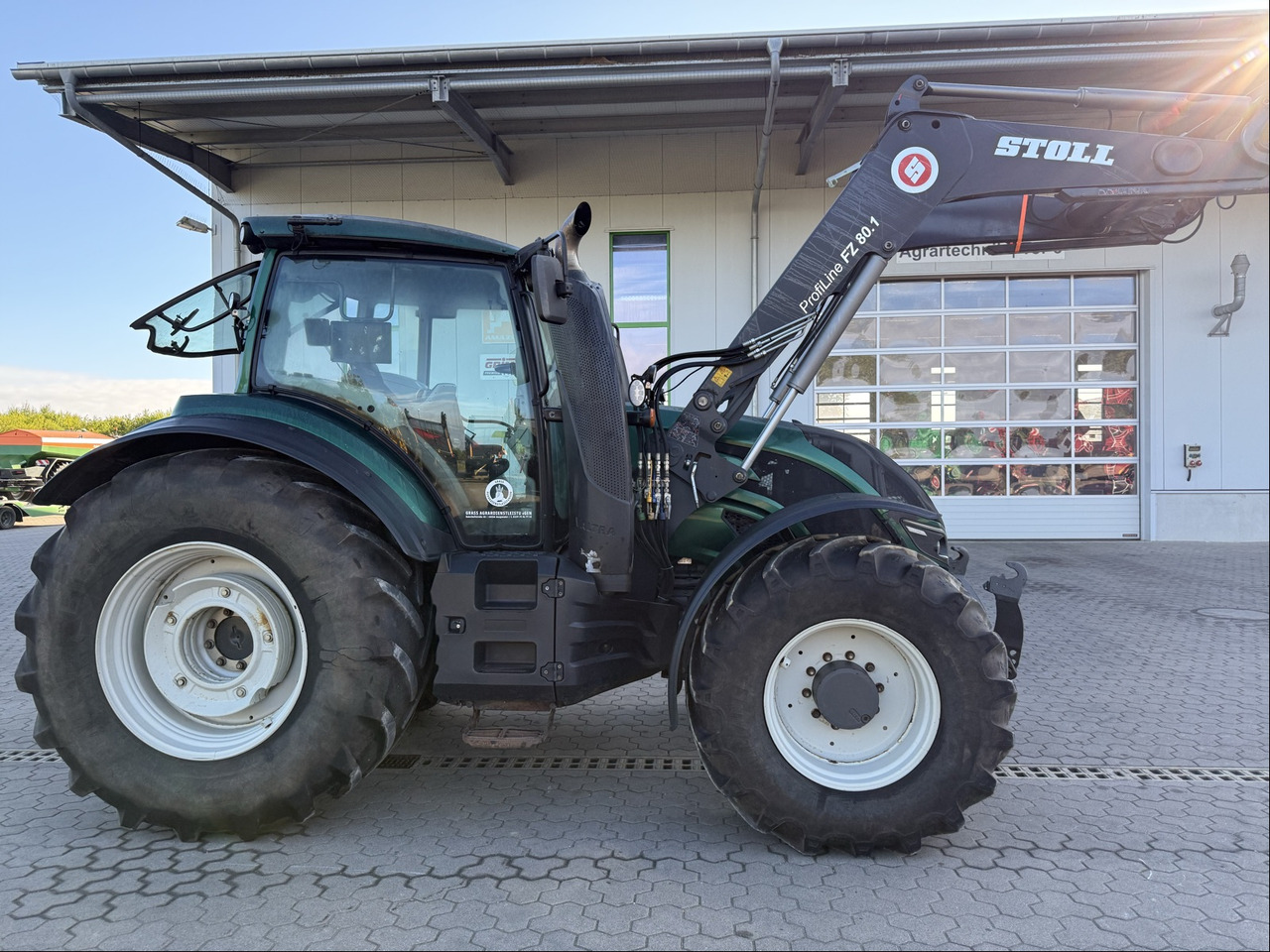 Valtra T194 Versu - Traktor: das Bild 5 Valtra T194 Versu - Traktor: das Bild 5