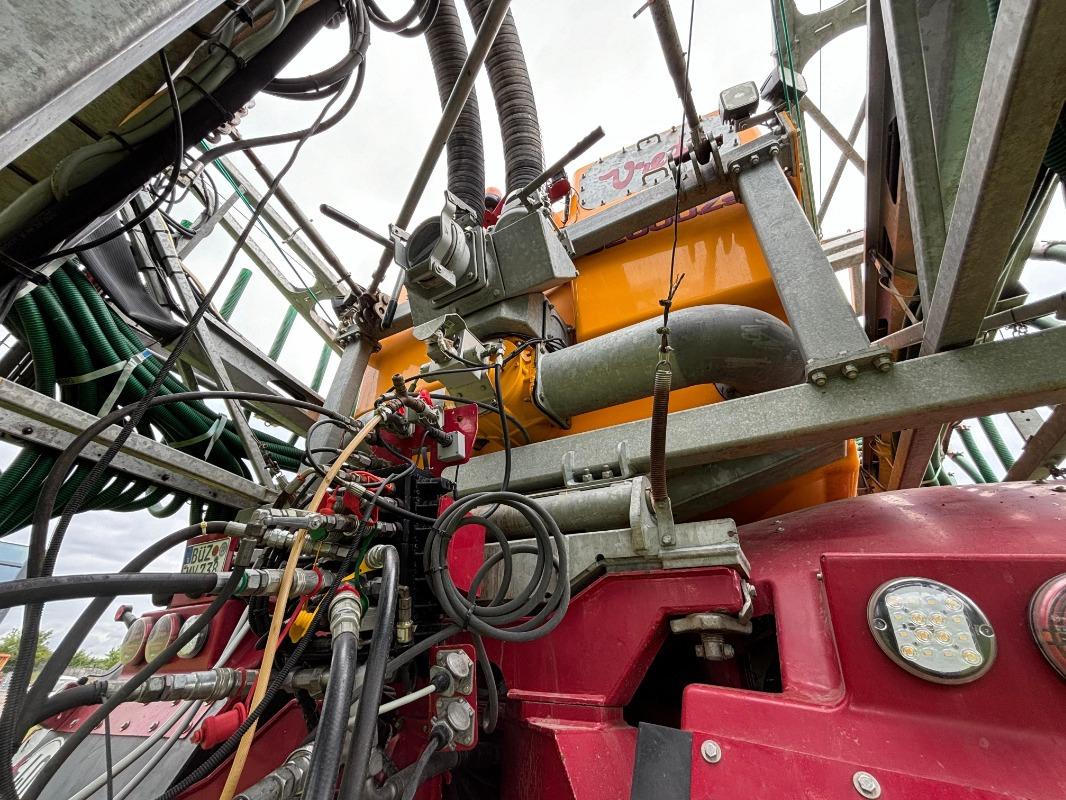 Vredo VT 7138 SWINGMAX36 Gestänge - Düngerstreuer: das Bild 5 Vredo VT 7138 SWINGMAX36 Gestänge - Düngerstreuer: das Bild 5