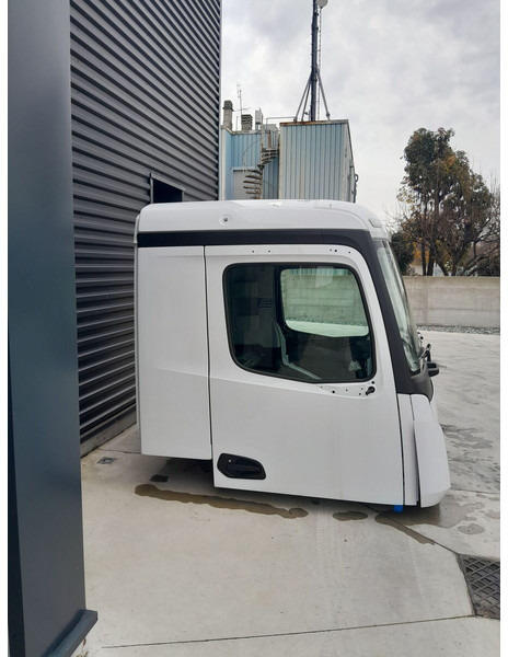 Mercedes-Benz AROCS ANTOS E6 - MP4 - Fahrerhaus und Interieur für LKW: das Bild 5 Mercedes-Benz AROCS ANTOS E6 - MP4 - Fahrerhaus und Interieur für LKW: das Bild 5