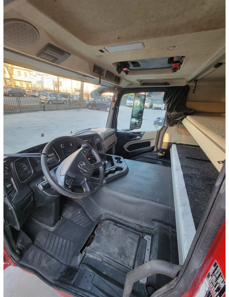 Mercedes-Benz Actros - Fahrerhaus und Interieur für LKW: das Bild 5 Mercedes-Benz Actros - Fahrerhaus und Interieur für LKW: das Bild 5