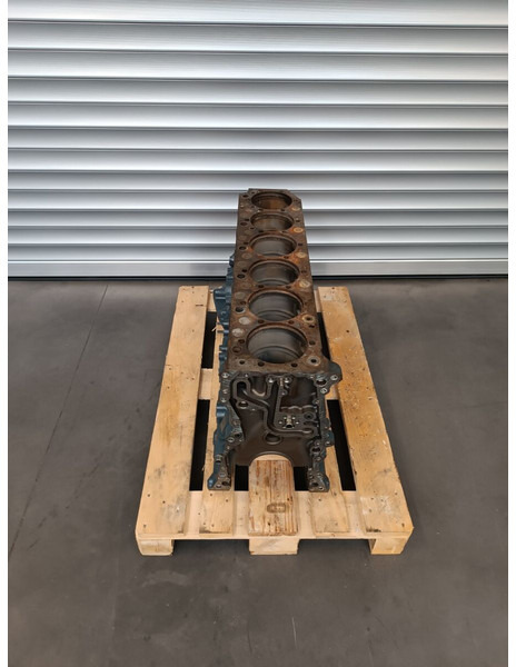 Renault PREMIUM - Zylinderblock für LKW: das Bild 2 Renault PREMIUM - Zylinderblock für LKW: das Bild 2