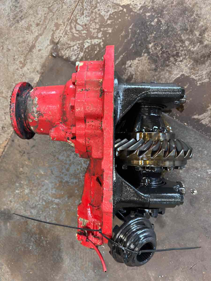 MAN DIFF H9-1380 - 3.947 // 81.35100-6435 - Differenzial Getriebe für LKW: das Bild 2 MAN DIFF H9-1380 - 3.947 // 81.35100-6435 - Differenzial Getriebe für LKW: das Bild 2