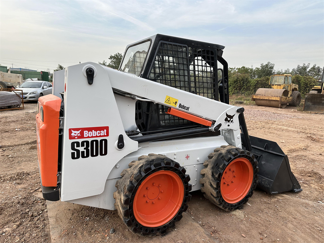 BOBCAT S300 - Kompaktlader: das Bild 5 BOBCAT S300 - Kompaktlader: das Bild 5