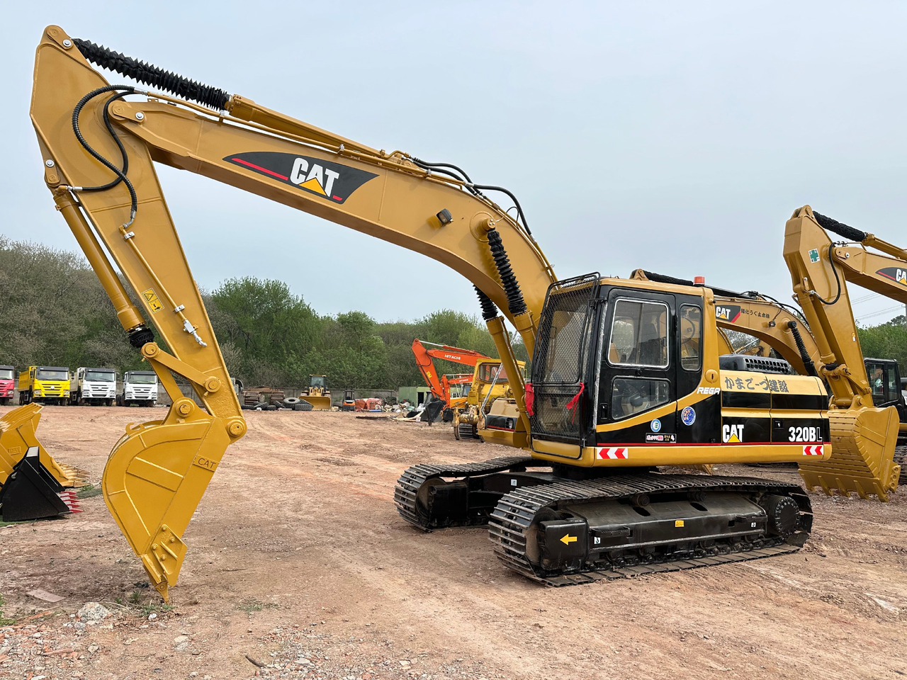 CAT 320BL crawler excavator - Kettenbagger: das Bild 2 CAT 320BL crawler excavator - Kettenbagger: das Bild 2