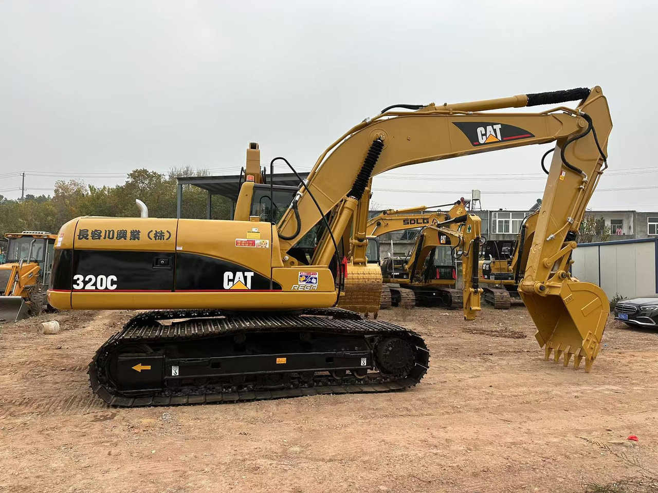 CAT 320CL - Kettenbagger: das Bild 2 CAT 320CL - Kettenbagger: das Bild 2