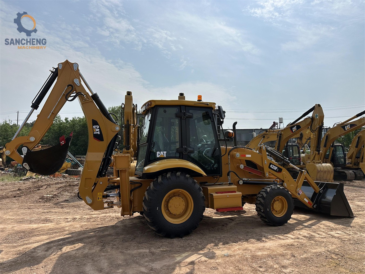 CAT 420F2 - Baggerlader: das Bild 1 CAT 420F2 - Baggerlader: das Bild 1