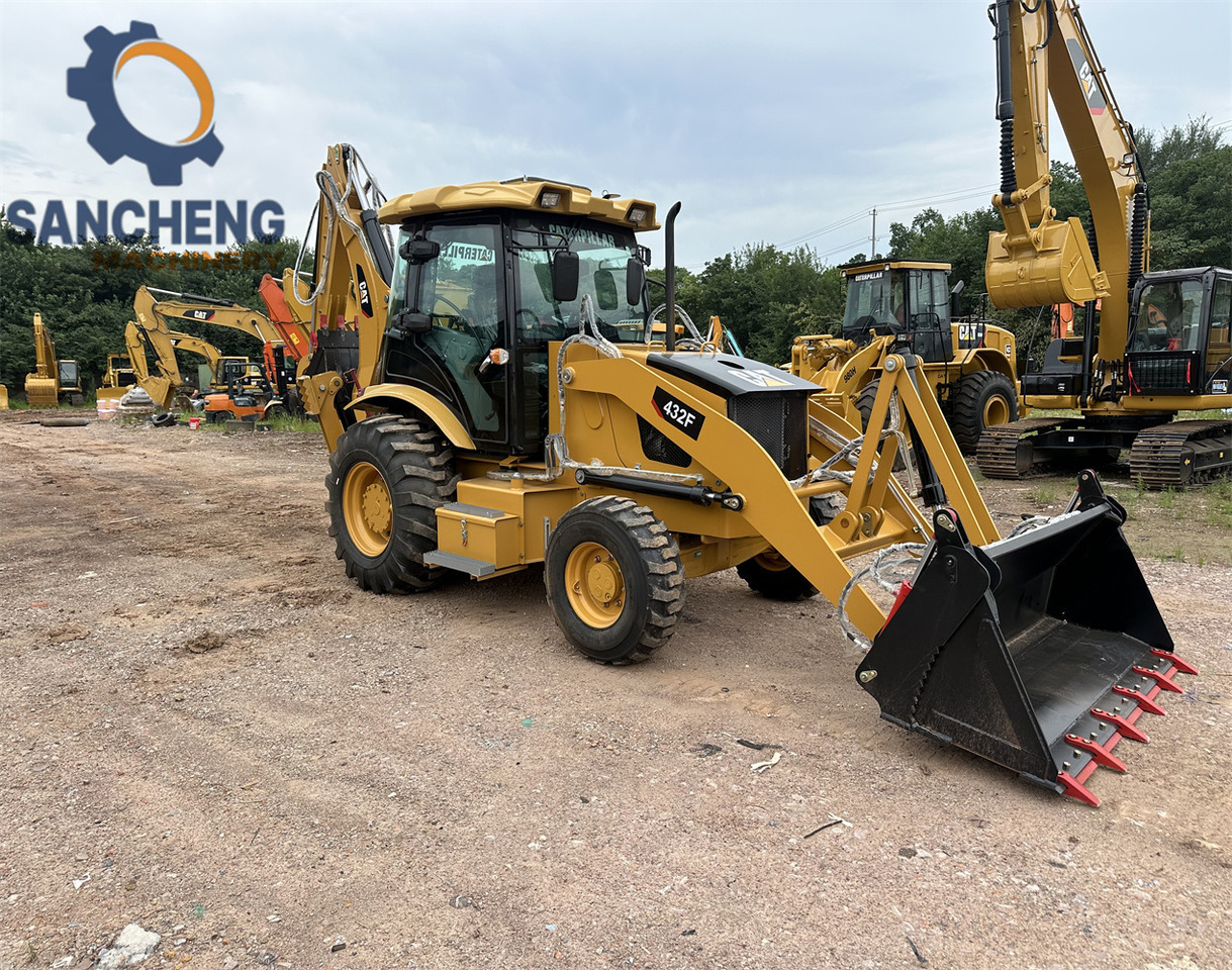 CAT 432F - Baggerlader: das Bild 2 CAT 432F - Baggerlader: das Bild 2