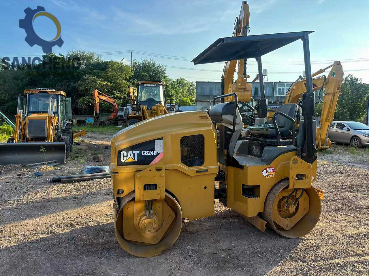 CAT CB24B - Walzen: das Bild 2 CAT CB24B - Walzen: das Bild 2