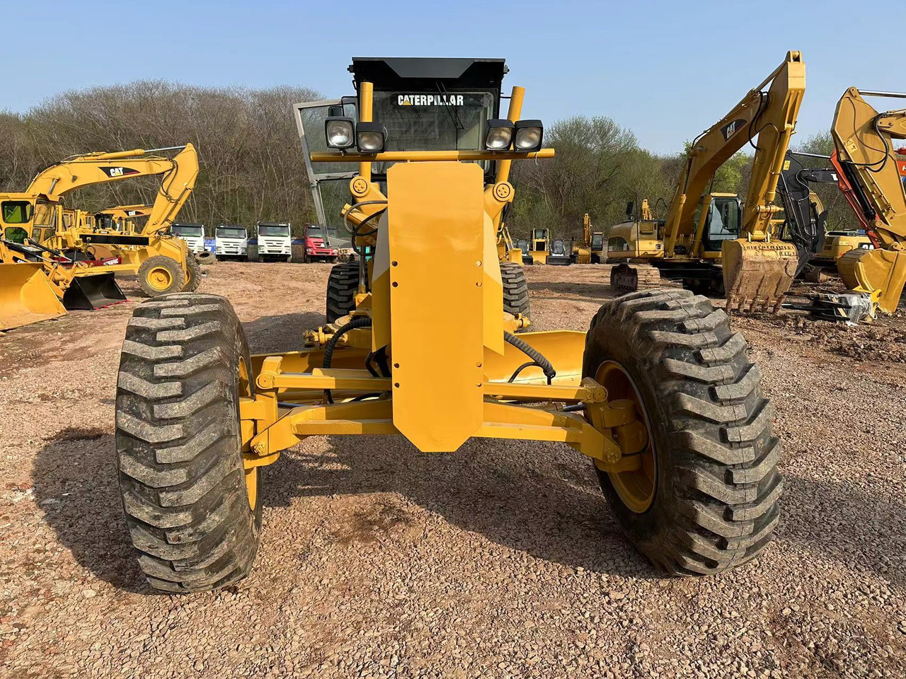 Grader CATERPILLAR 120H: das Bild 8