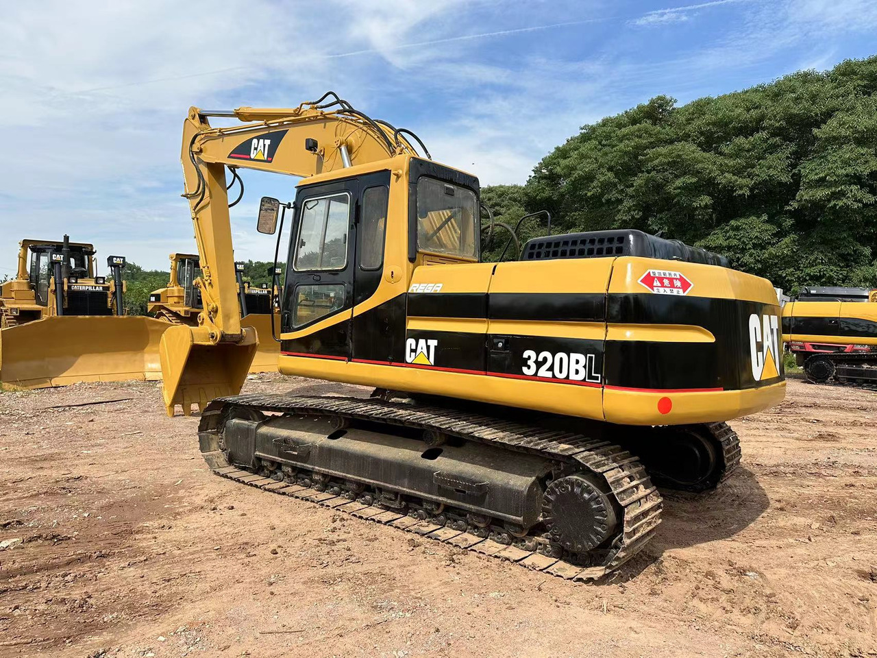 CATERPILLAR 320BL - Kettenbagger: das Bild 1 CATERPILLAR 320BL - Kettenbagger: das Bild 1