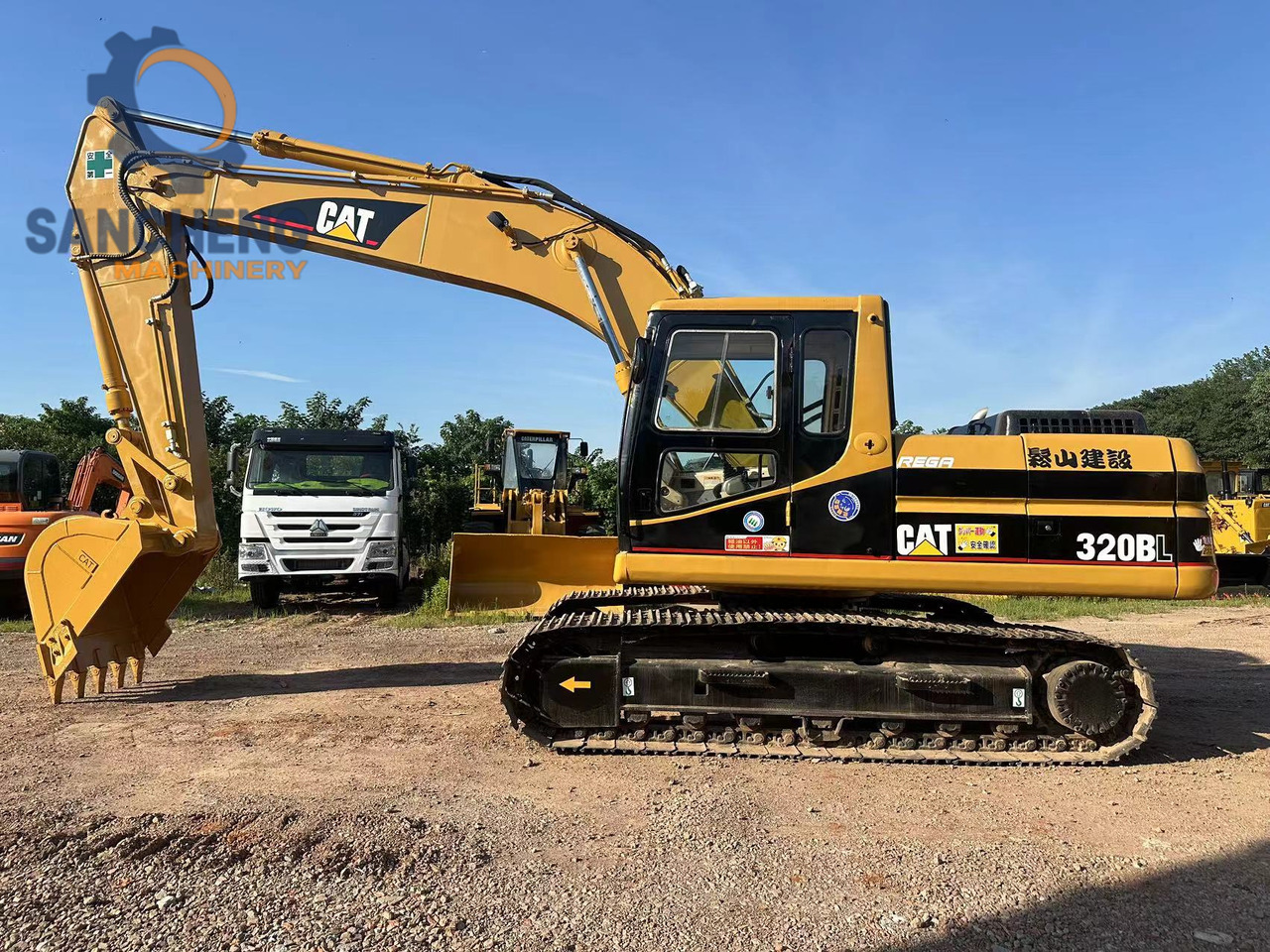 CATERPILLAR 320BL - Kettenbagger: das Bild 2 CATERPILLAR 320BL - Kettenbagger: das Bild 2
