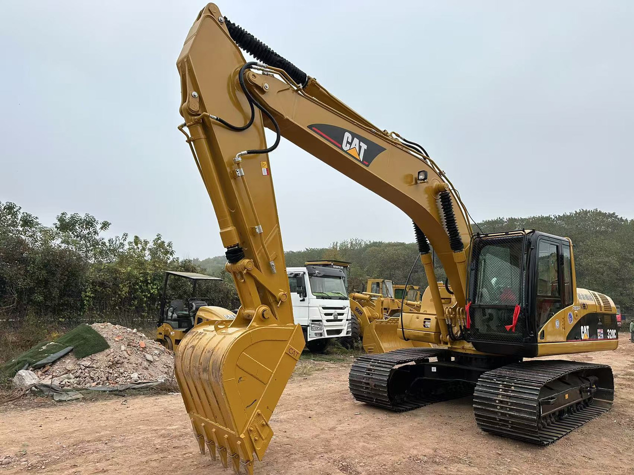 Kettenbagger CATERPILLAR 320C: das Bild 8