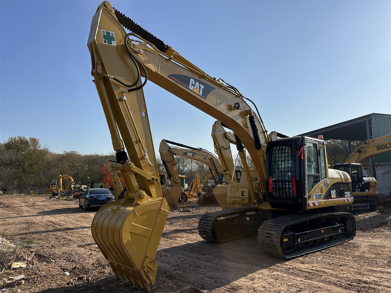 CATERPILLAR 320C - Kettenbagger: das Bild 3 CATERPILLAR 320C - Kettenbagger: das Bild 3