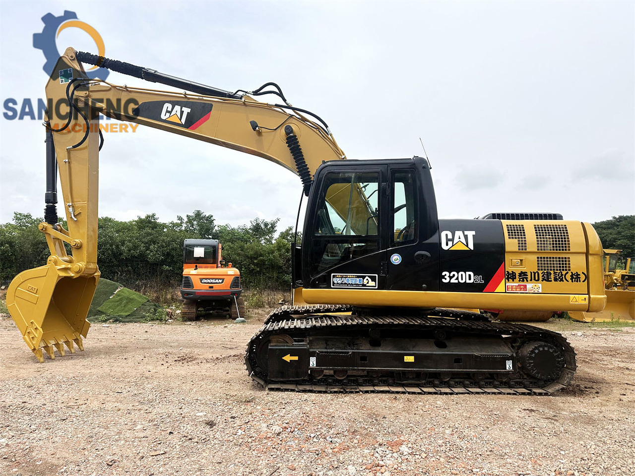 CATERPILLAR 320D2L - Kettenbagger: das Bild 5 CATERPILLAR 320D2L - Kettenbagger: das Bild 5