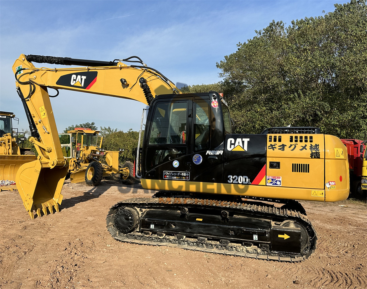 CATERPILLAR 320DL - Kettenbagger: das Bild 3 CATERPILLAR 320DL - Kettenbagger: das Bild 3