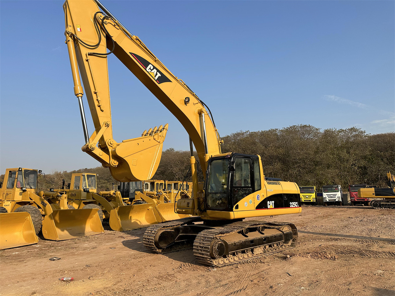 CATERPILLAR 325C - Kettenbagger: das Bild 2 CATERPILLAR 325C - Kettenbagger: das Bild 2
