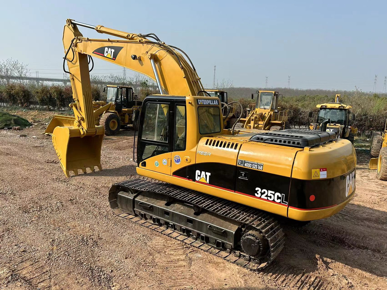 CATERPILLAR 325C - Kettenbagger: das Bild 5 CATERPILLAR 325C - Kettenbagger: das Bild 5