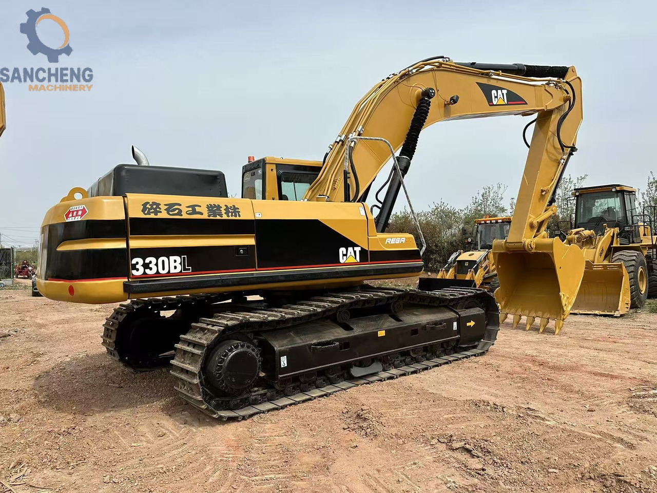 CATERPILLAR 330BL - Kettenbagger: das Bild 2 CATERPILLAR 330BL - Kettenbagger: das Bild 2