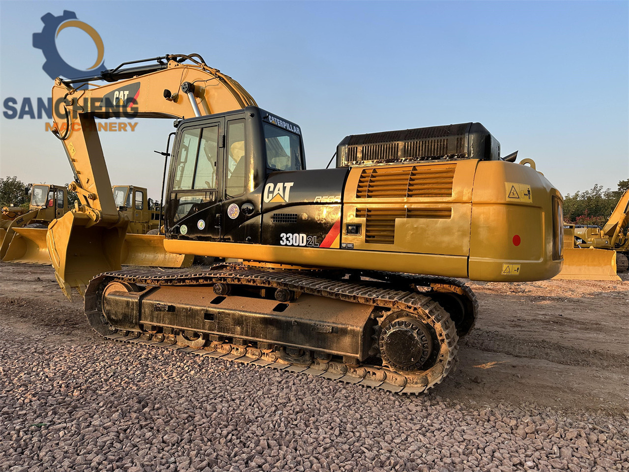 CATERPILLAR 330D2L - Kettenbagger: das Bild 5 CATERPILLAR 330D2L - Kettenbagger: das Bild 5